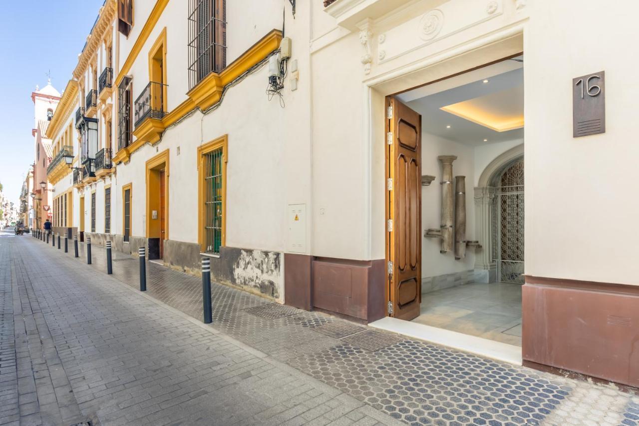 Magno Apartments Casa Del Correo Mayor I 塞维利亚 外观 照片